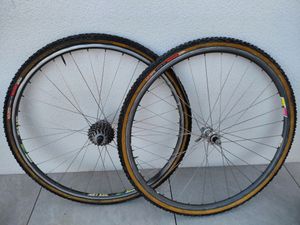 paires de roues 700 route/ gravel /cyclo cross - 1