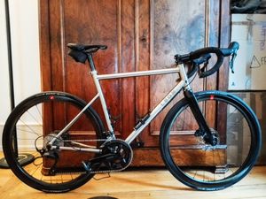 Vélo de route titane - Leon Genus (2024) en taille... - 1