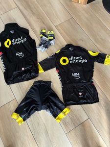 Ensemble Nalini Total direct Énergie  - 1