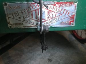 je recherche un axe de pedalier avec ses cuvettes ... - 1