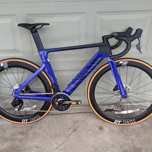 Canyon Aeroad CF SLX 8  - 1