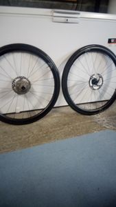 Paire de roues carbone Velomann Palladium 33 - 1