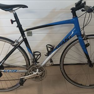 vélo Giant FCR4 noir/bleu ML - 1