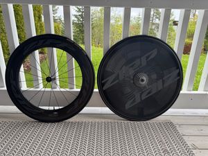 Paire de roues complète Zipp Super9 + freins sur j... - 1