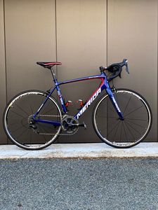 Vélo route carbone taille 54 - 1