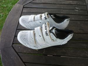CHAUSSURE GAERRE T40 - 1