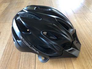 Casque vélo Endura comme neuf Taille 55-59 - 1