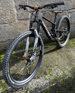 Santa Cruz Tallboy V4 Carbon C 29” – Taille L – Cu... - 1
