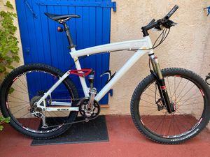 BMW Cross-Contry - 1
