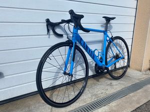 Vélo Canyon Ultimate CF SL taille M - 1