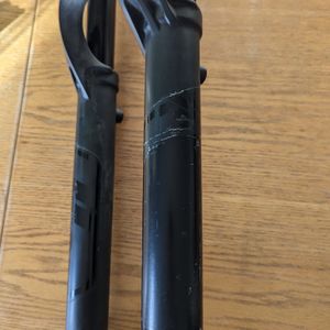 FOX 38 Performance Novyparts - 1