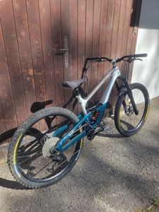 Cannondale jekyll 2022 L - 1