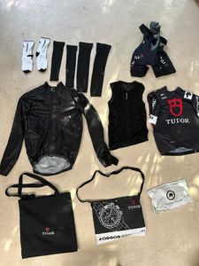 Kit textile complet Assos (Maillot, cuissard, coup... - 1