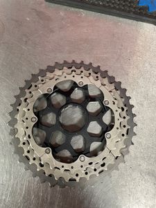 Bloc pignons cassette SHIMANO CS-M8000  - 1