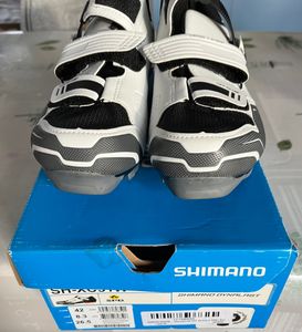 Paire de chaussures VTT - 1