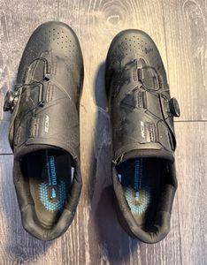 Chaussures vélo route Shimano RC302 + pédales auto... - 1