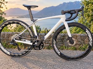 Vélo trek Madone SL7 8e generation - 1