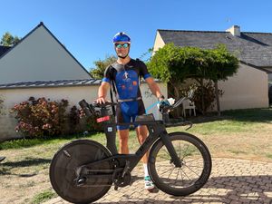 CLM TT  Cube aérium c68 SLX 2025 - 1
