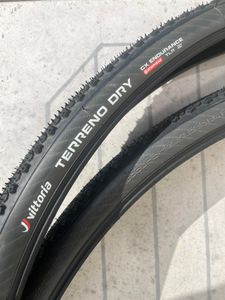 Pneu Vittoria Terreno Dry 700c Tbl - 1