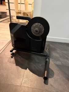 Home trainer Van Rysel D900 + tapis de sol - 1