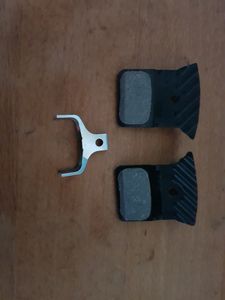 Plaquette de frein Shimano L05A RF neuve avec ress... - 1