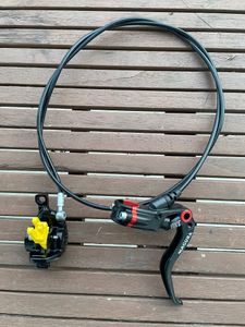 Frein vtt hydraulique MAGURA MT8 - 1