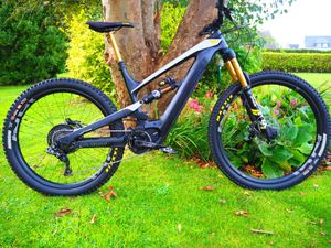 YT DECOY CF PRO RACE - 1