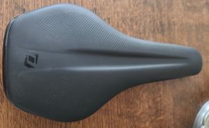 SELLE SYNCROS NEUVE - 1