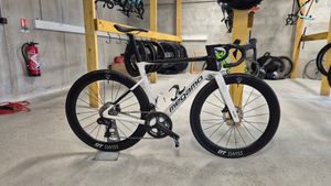 **A SAISIR** Megamo PULSE SLR - 1