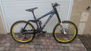 VTT DH KONA STINKY – Marzocchi 888 RC2 – Fox DHX 5... - 1