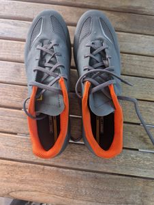 Chaussures de vélo neuves - 1