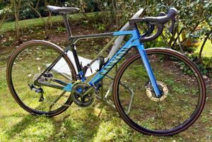 Canyon Ultimate CF SL 8 - Taille S - 1500 km seule... - 1
