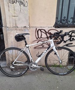 Giant Defy  - 1