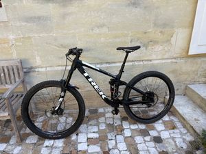 Trek Remedy 8 27,5” – 2017 – VTT tout suspendu – R... - 1