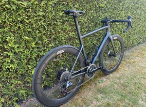 SPECIALIZED S-Works Tarmac SL6 - 1