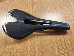Selle carbone - 1