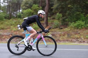 Vélo contre la montre femme liv - 1