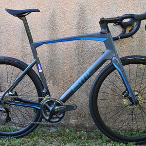 BMC Roadmachine 01 Disc Four Shimano ULTEGRA Di2 1... - 1