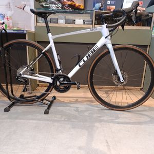 Vélo de route Cube Attain race - 1