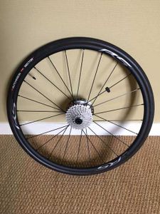 paire roue shimano RS , moyeu shimano, disc et K7 ... - 1