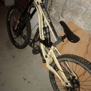 Scott voltage 710 - 1