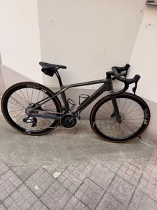 Canyon Endurace CF SLX 8 AXS Aero – SRAM Force AXS... - 1