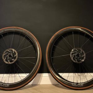 🔥 Paire de roues DUKE Baccara SLS2 42 carbon disc... - 1