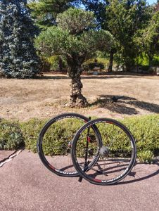 Roues Corima viva S à pneus  - 1