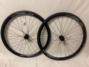 Paire de roues dt swiss r470 hg - 1