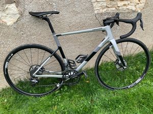 Vélo Cannondale gris taille 54 - 1