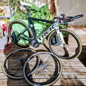 Trek SpeedConcept DI2 - 1