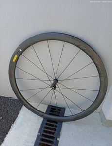 Roue haut de gamme Roval Carbone comme neuve, - 1