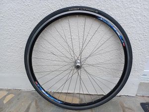 Roue avant avec moyeu campagnolo - 1