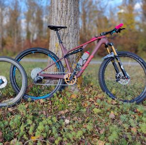 Canyon LUX SRAM XX1 Eagle AXS - 1